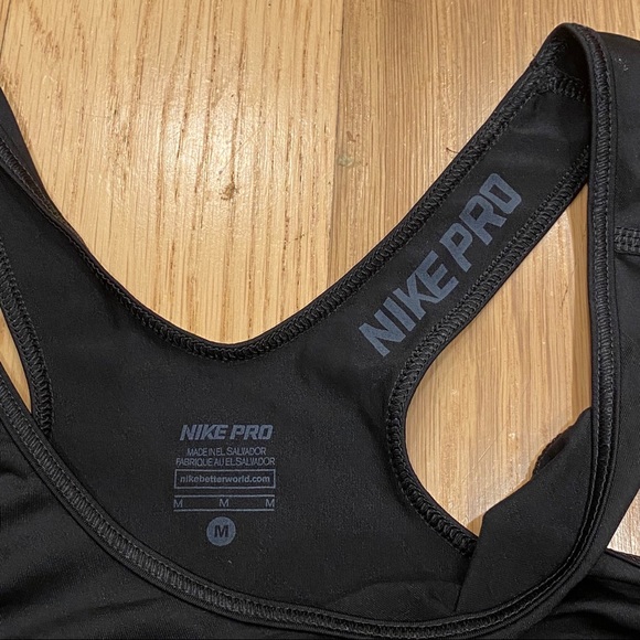 Nike Dri-Fit Pro Cool Training Tank Top, Size M - Picture 4 of 10